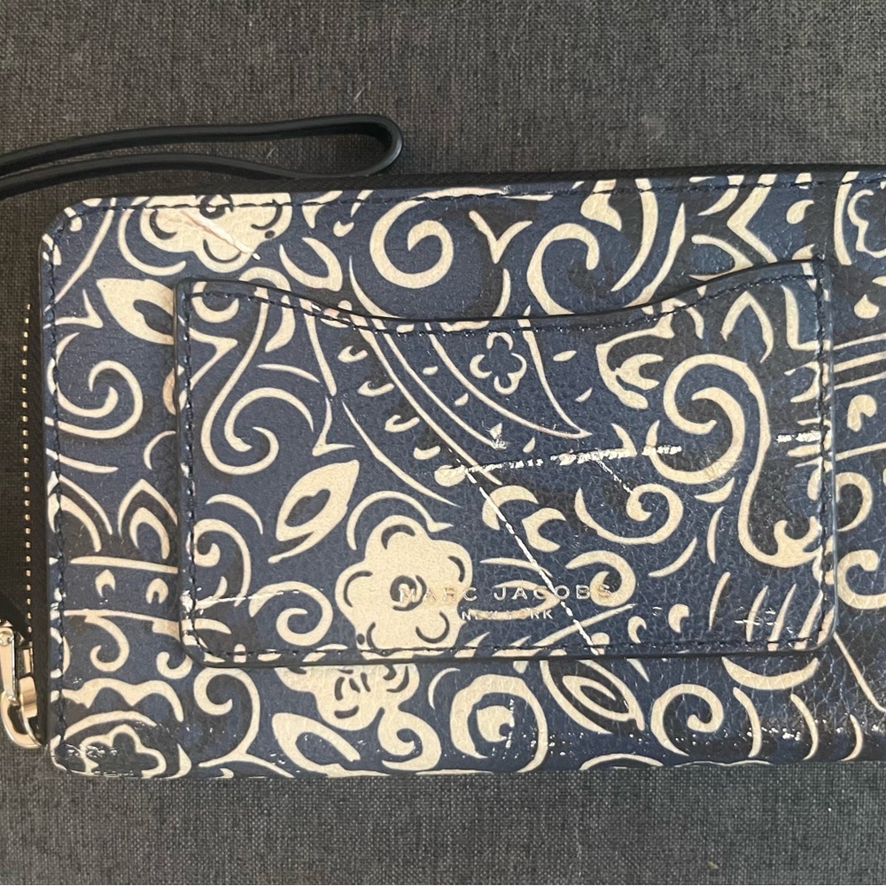 Marc Jacobs Navy and Cream Floral Wristlet/ Wallet